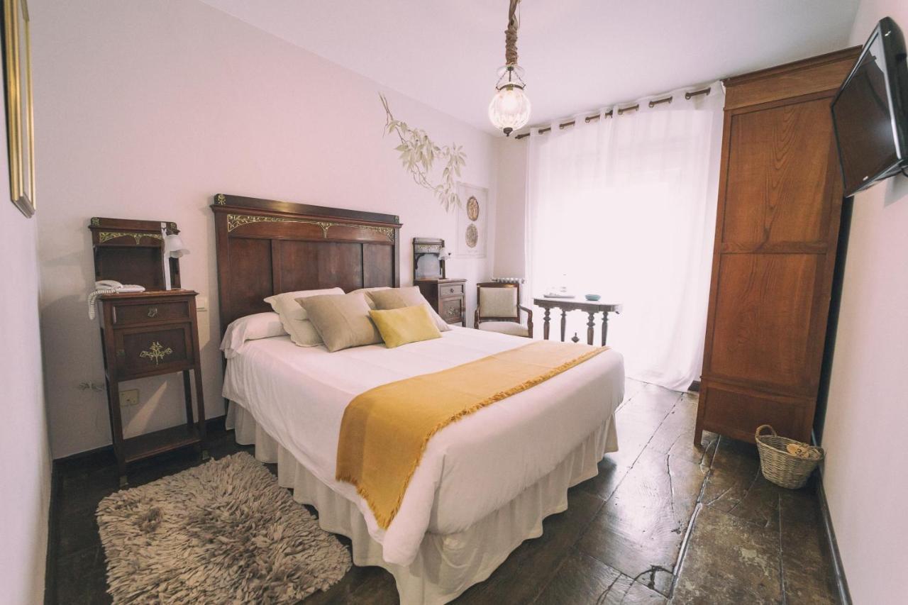 La Casona De Amandi Hotel บีญาวิซิโอซา ภายนอก รูปภาพ